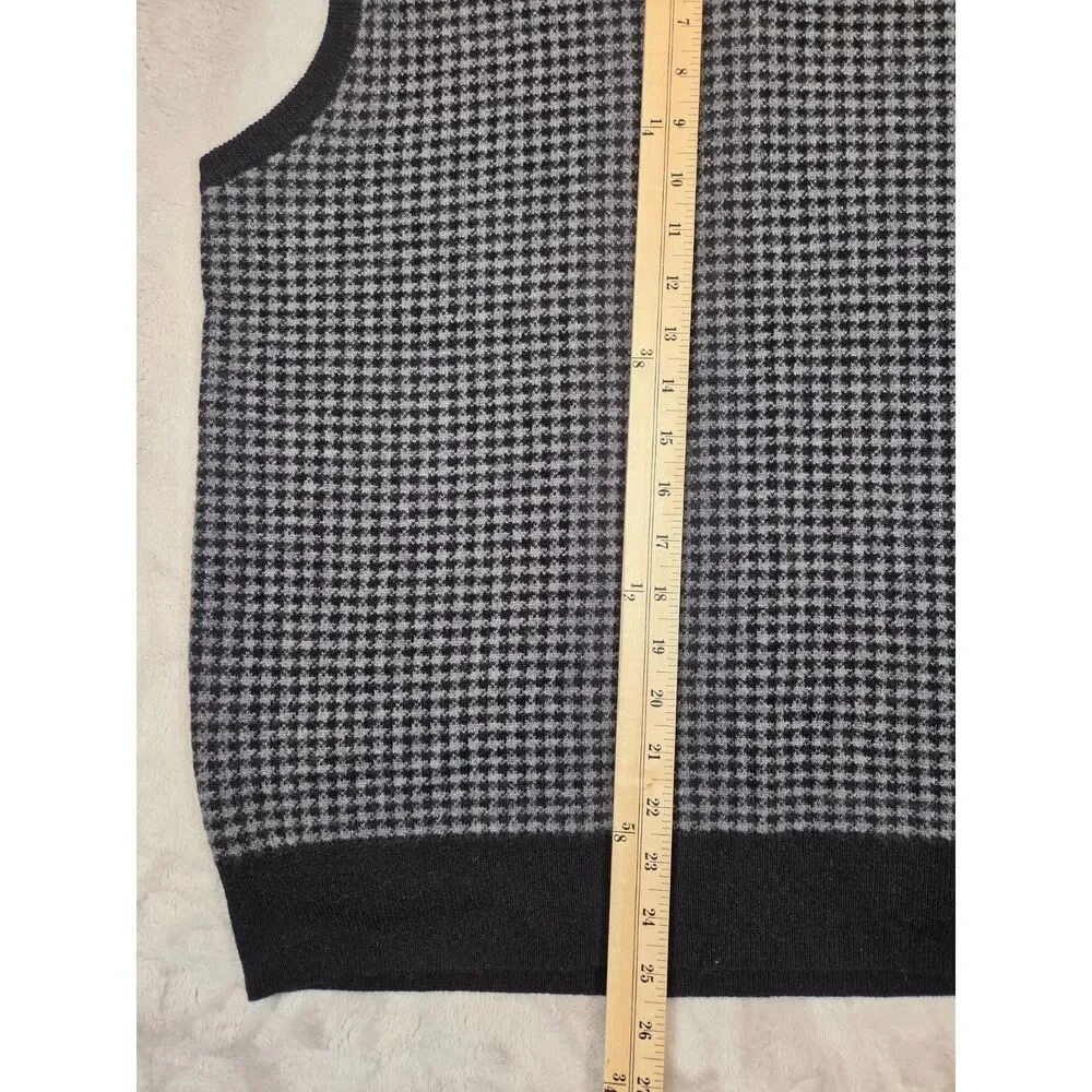 NWT J.Crew Cashmere Houndstooth Sweater Vest Men’s L Black Gray Preppy
